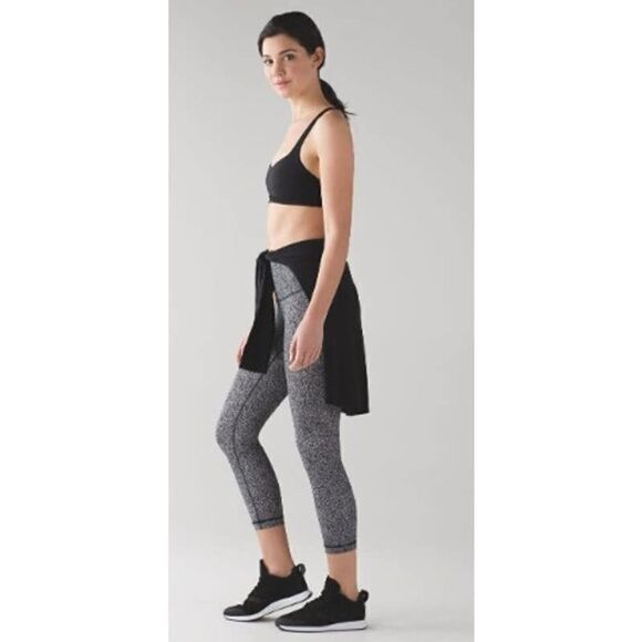 Lululemon Wunder Under HR Crop Line Up White Black Leggings Sz. 4 - Picture 1 of 7